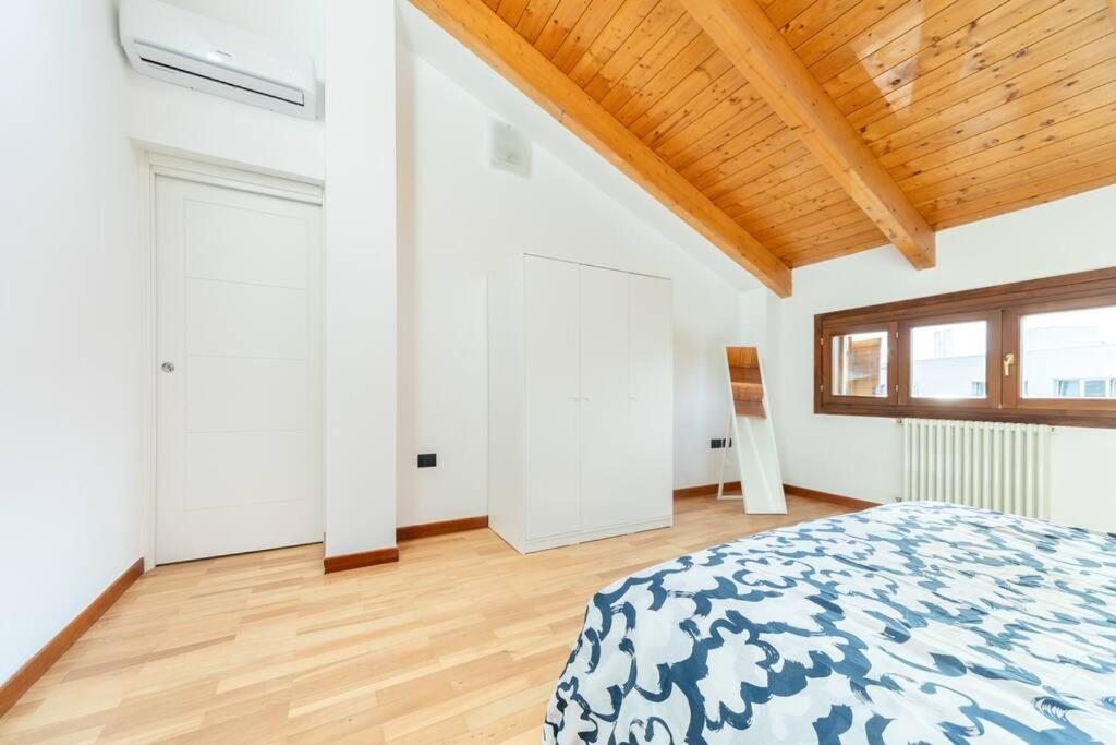 Appartamento Unico A Bologna Con 3 Camere E Parcheggio Gratuito Экстерьер фото