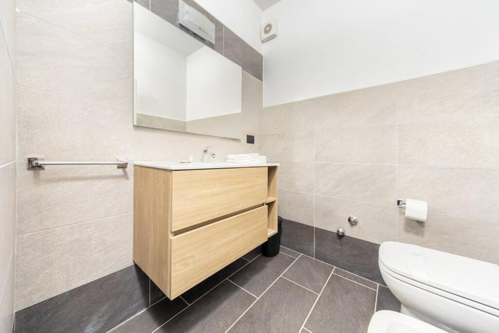 Appartamento Unico A Bologna Con 3 Camere E Parcheggio Gratuito Экстерьер фото